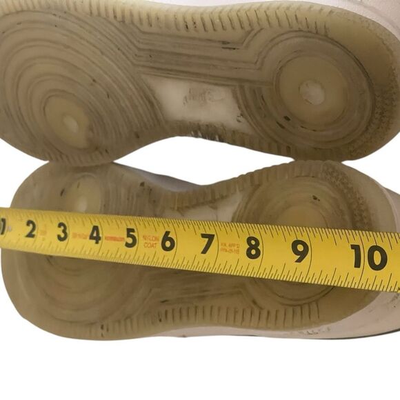 Nike Air Force 1 Big Kids' Shoes Size 7Y White Silver DV7762-300 - Picture 13 of 14